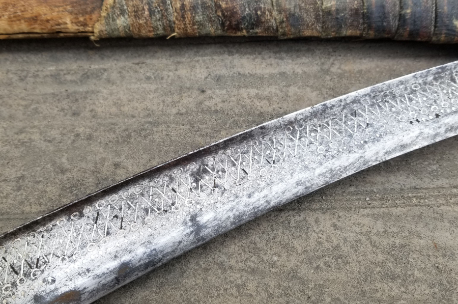 ORİJİNAL KININDA İKİ YÜZÜ GÜMÜŞ ÇAKMA İŞÇİLİKLİ YENİÇERİ KILICI