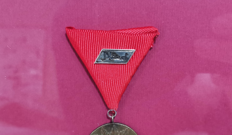 ORİJİNAL MADALYA VE BERATIYLA TÜRKÇE YAZILI KURTULUŞ SAVAŞI HARP SETİ