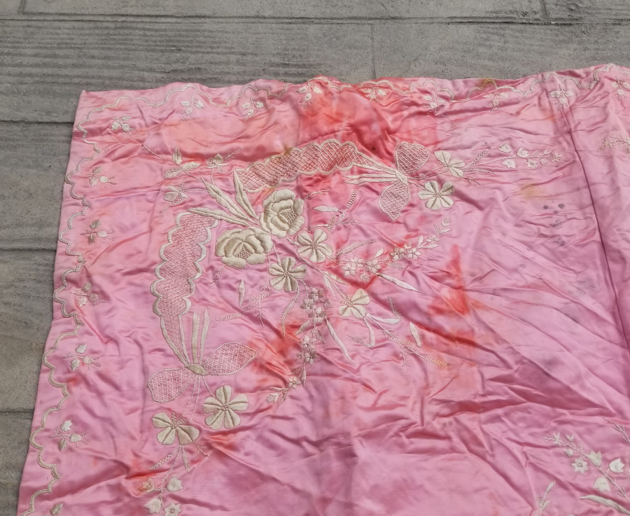 OSMANLI DÖNEMİ İPEK İŞLEMELİ BOHÇA