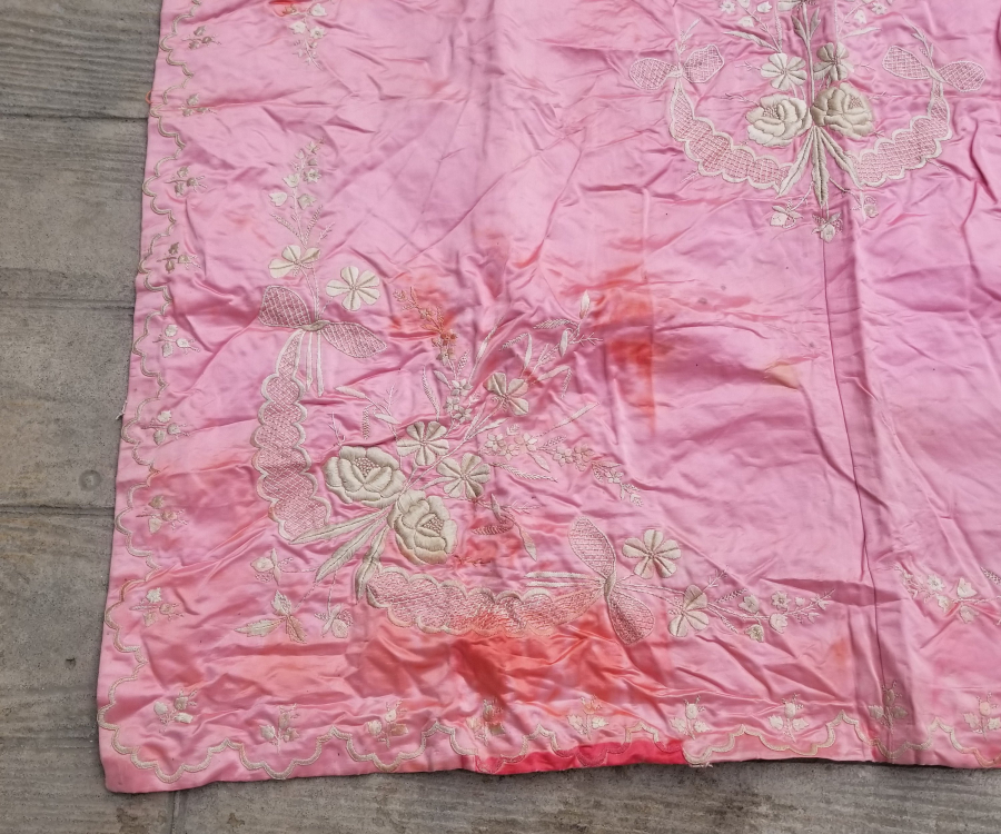 OSMANLI DÖNEMİ İPEK İŞLEMELİ BOHÇA