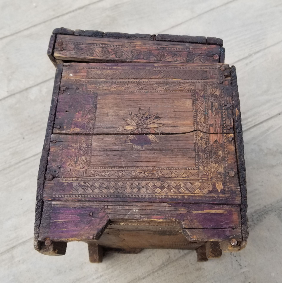 SAMAN ÇÖPLERİYLE YAPILMIŞ OSMANLI DÖNEMİ NADİR YEMENİ SANDIĞI