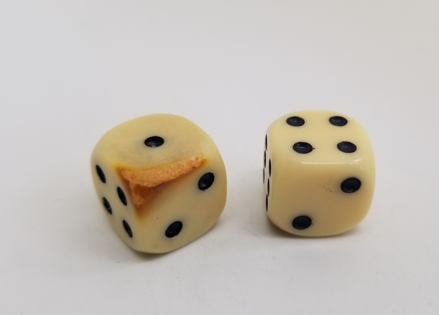 ANTİKA KATALİN ZAR