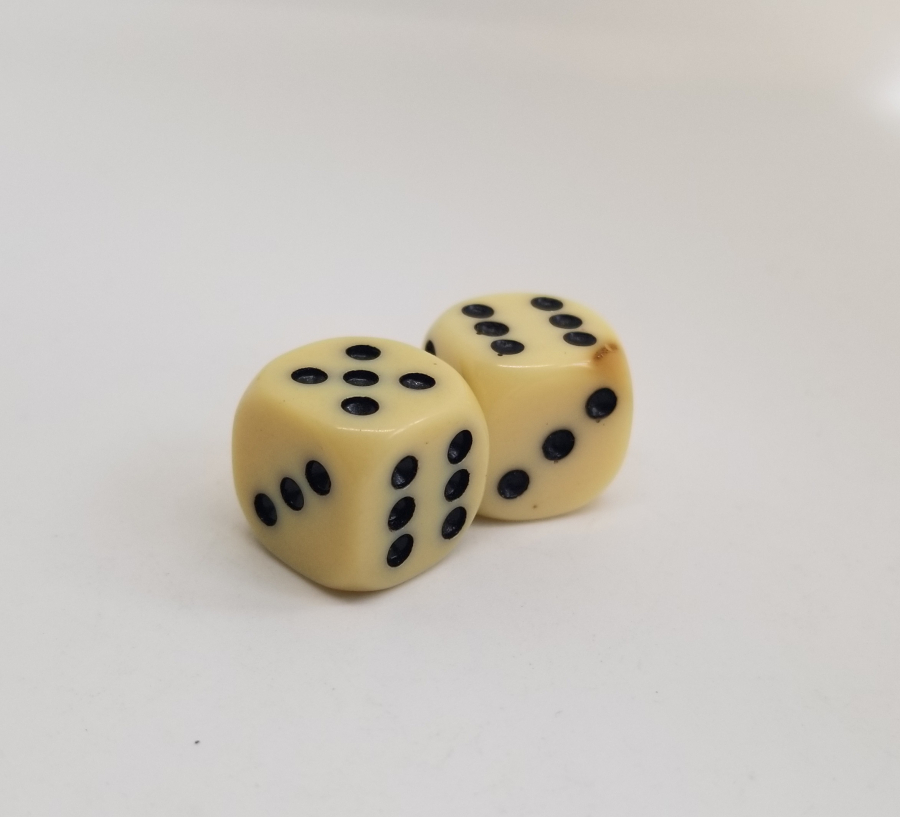 ANTİKA KATALİN ZAR