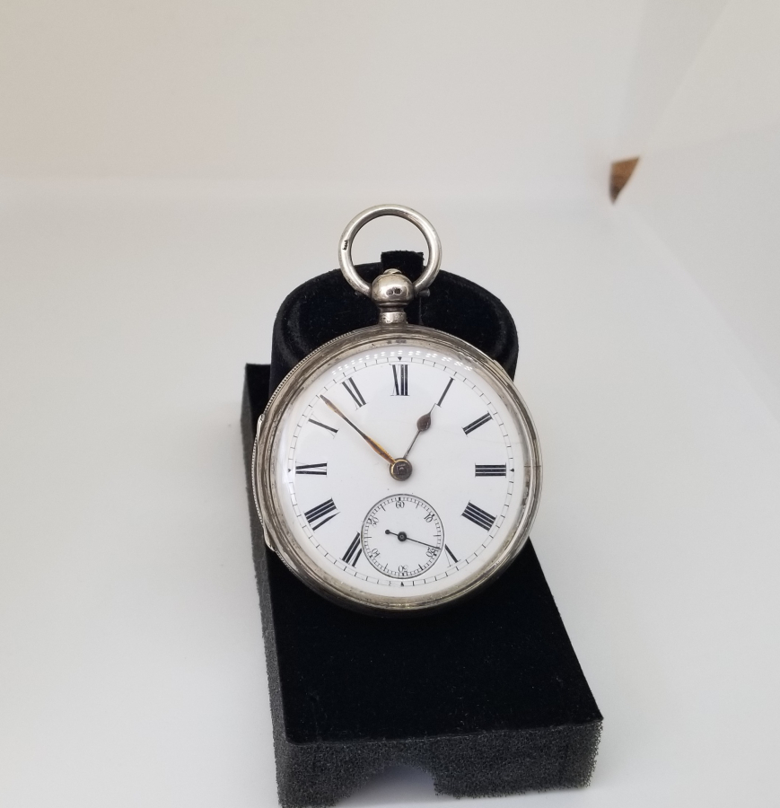 NADİR TİPTE GÜMÜŞ KASA YARIM PRİOR CEP SAATİ