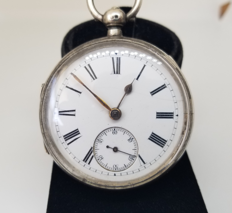 NADİR TİPTE GÜMÜŞ KASA YARIM PRİOR CEP SAATİ