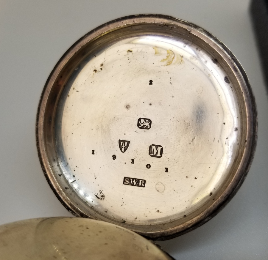 NADİR TİPTE GÜMÜŞ KASA YARIM PRİOR CEP SAATİ