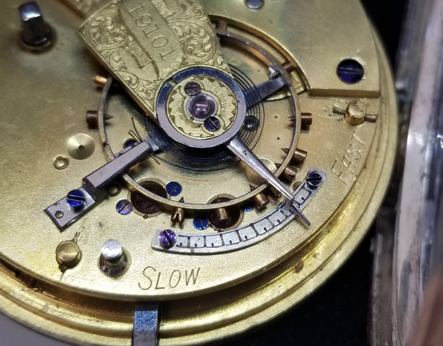 NADİR TİPTE GÜMÜŞ KASA YARIM PRİOR CEP SAATİ