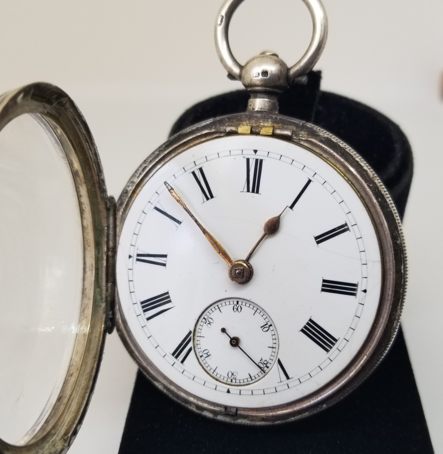 NADİR TİPTE GÜMÜŞ KASA YARIM PRİOR CEP SAATİ