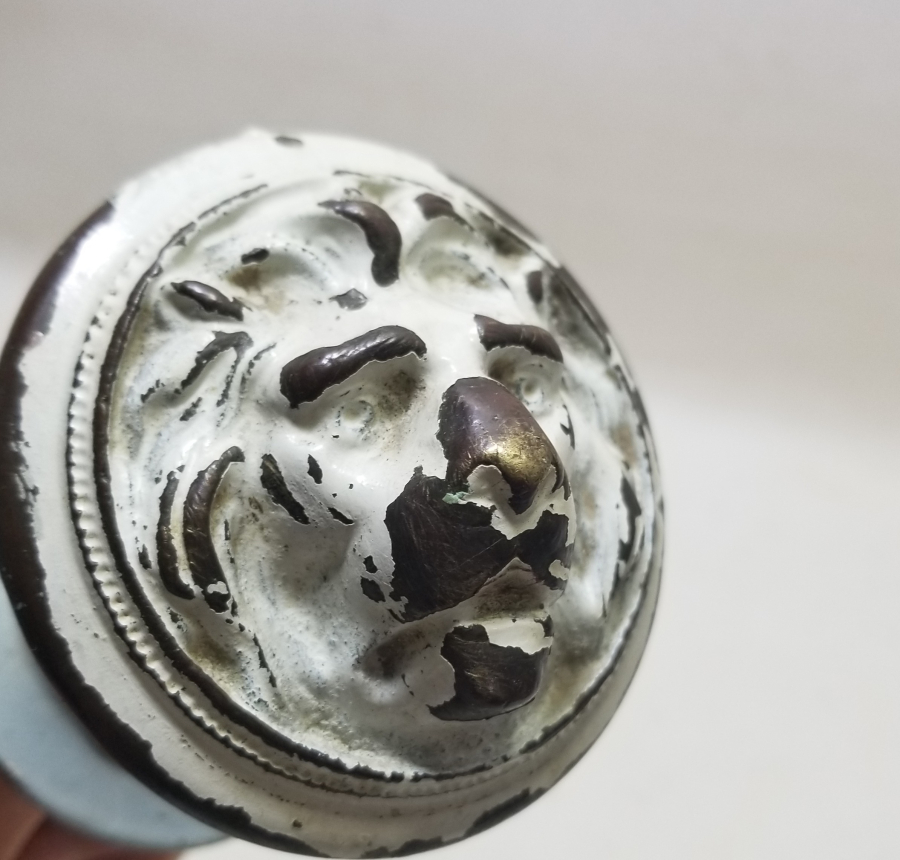 OSMANLI DÖNEMİ ASLAN BAŞI FİGÜRLÜ NADİR RUM KAPI TUTMACI