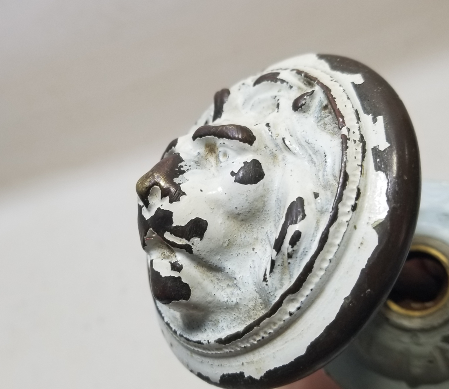 OSMANLI DÖNEMİ ASLAN BAŞI FİGÜRLÜ NADİR RUM KAPI TUTMACI