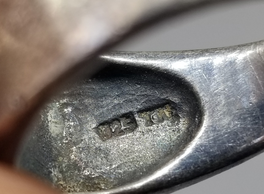 SİYAH AKİK TAŞLI GÜMÜŞ ERKEK YÜZÜĞÜ