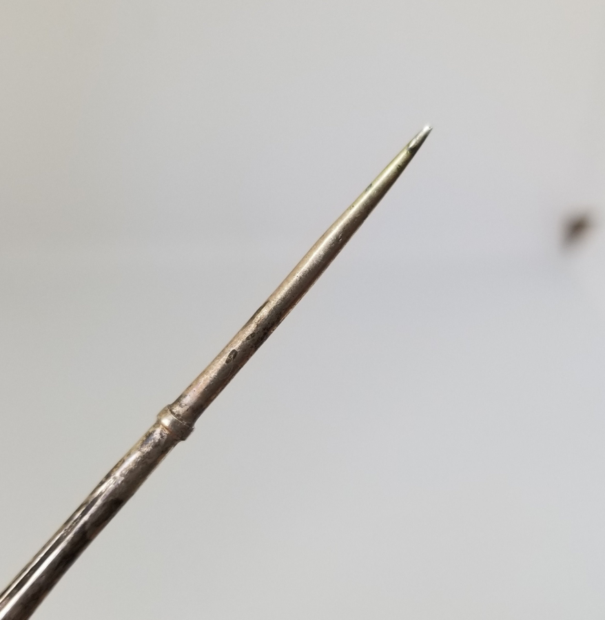 UÇ KISMI LALE MOTİFLİ OSMANLI DÖNEMİ GÜMÜŞ İĞNE