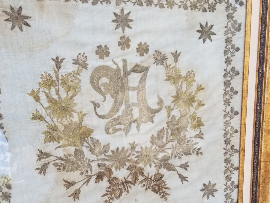 ÜZERİ OSMANLICA İNSİYALLİ GÜMÜŞ SIRMA İŞÇİLİKLİ SARAY İŞİ PANO