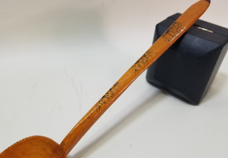 ÜZERİ TARİHLİ EL BOYAMA OSMANLI DÖNEMİ TAHTA KAŞIK