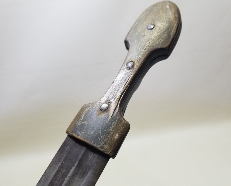 ORİJİNAL KININDA OSMANLI DÖNEMİ BOYNUZ SAPLI ÇERKES KAMASI