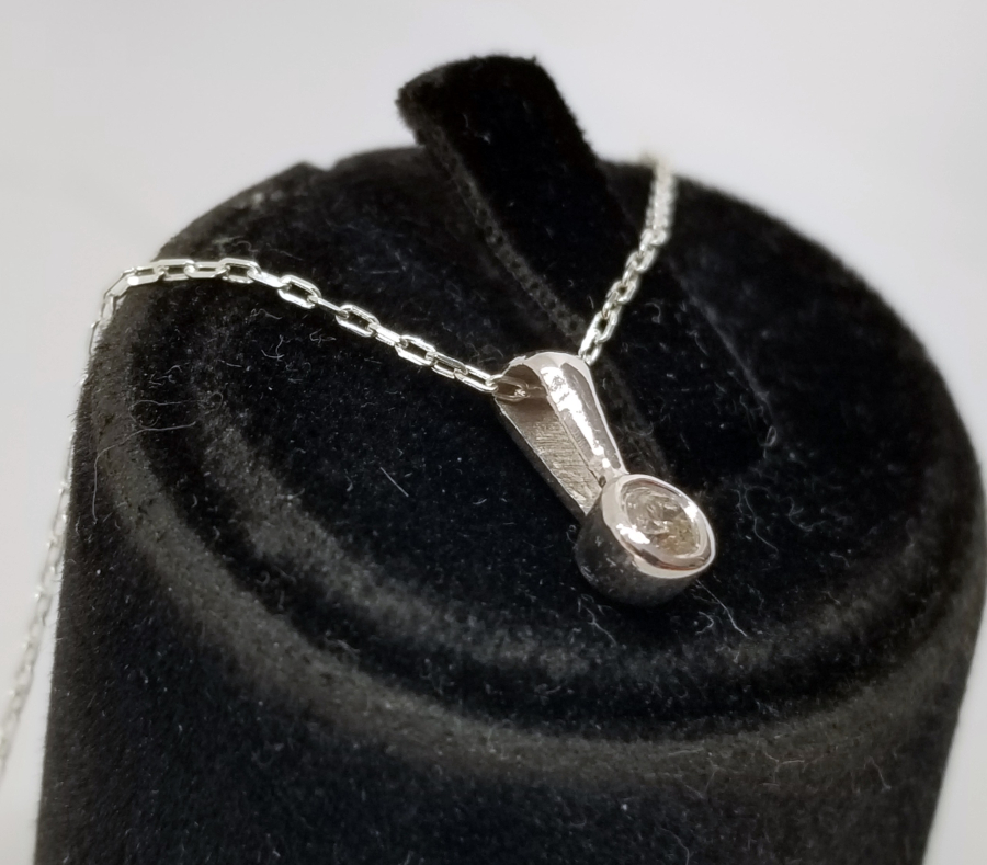 PIRLANTA TAŞLI ÖZEL YAPIM GÜMÜŞ KOLYE