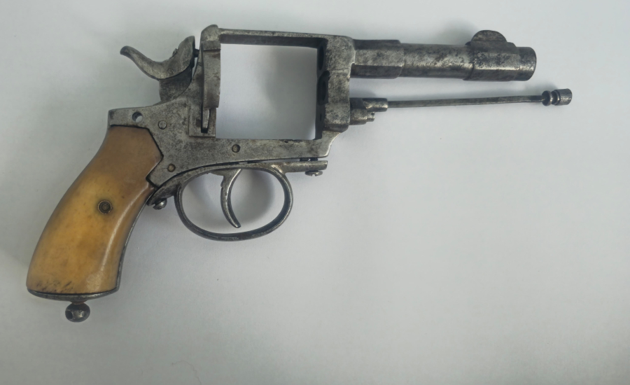 1. DÜNYA SAVAŞI DÖNEMİ FRANSIZ SUBAY TABANCASI