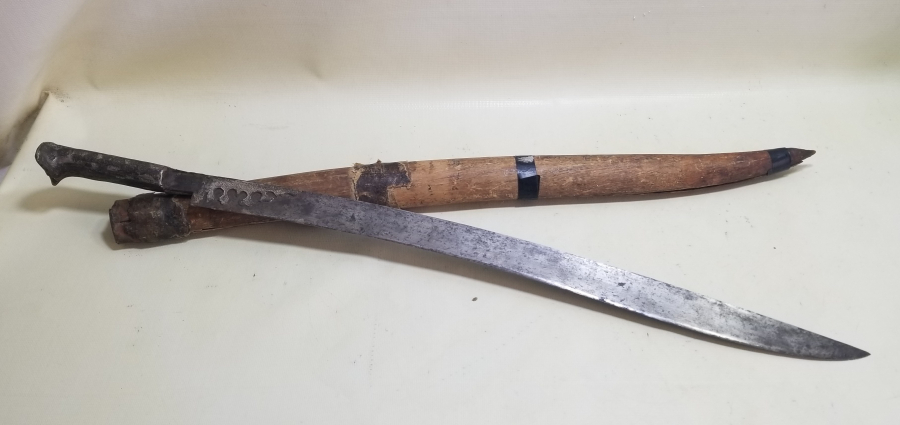 GÜMÜŞ SAPLI OSMANLI DÖNEMİ YENİÇERİ YATAĞAN KILIÇ