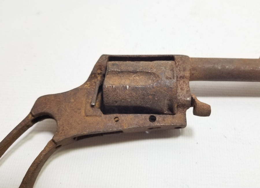 1. DÜNYA SAVAŞI DÖNEMİ OSMANLI SUBAY TABANCASI İSKELETİ