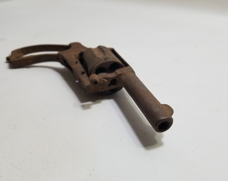 1. DÜNYA SAVAŞI DÖNEMİ OSMANLI SUBAY TABANCASI İSKELETİ