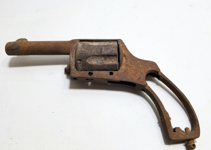 1. DÜNYA SAVAŞI DÖNEMİ OSMANLI SUBAY TABANCASI İSKELETİ