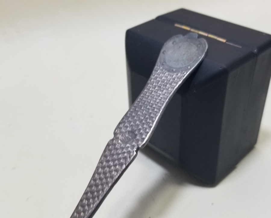 AZNAVUR İŞÇİLİKLİ OSMANLI DÖNEMİ TUĞRALI GÜMÜŞ KAŞIK