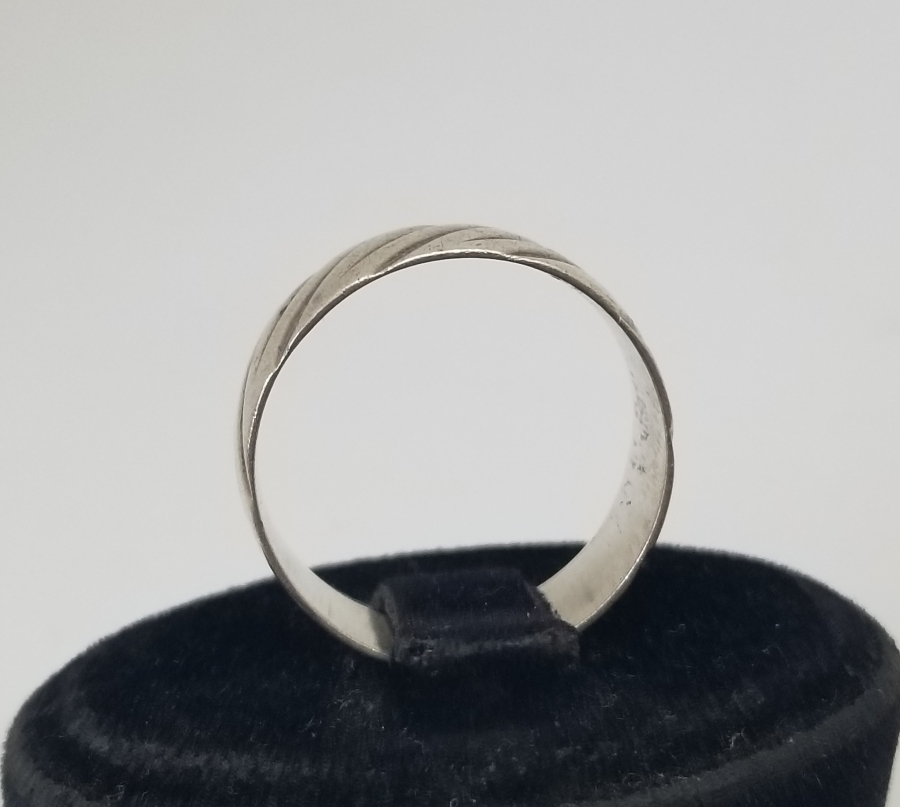 KABARTMA İŞÇİLİKLİ GÜMÜŞ ALYANS