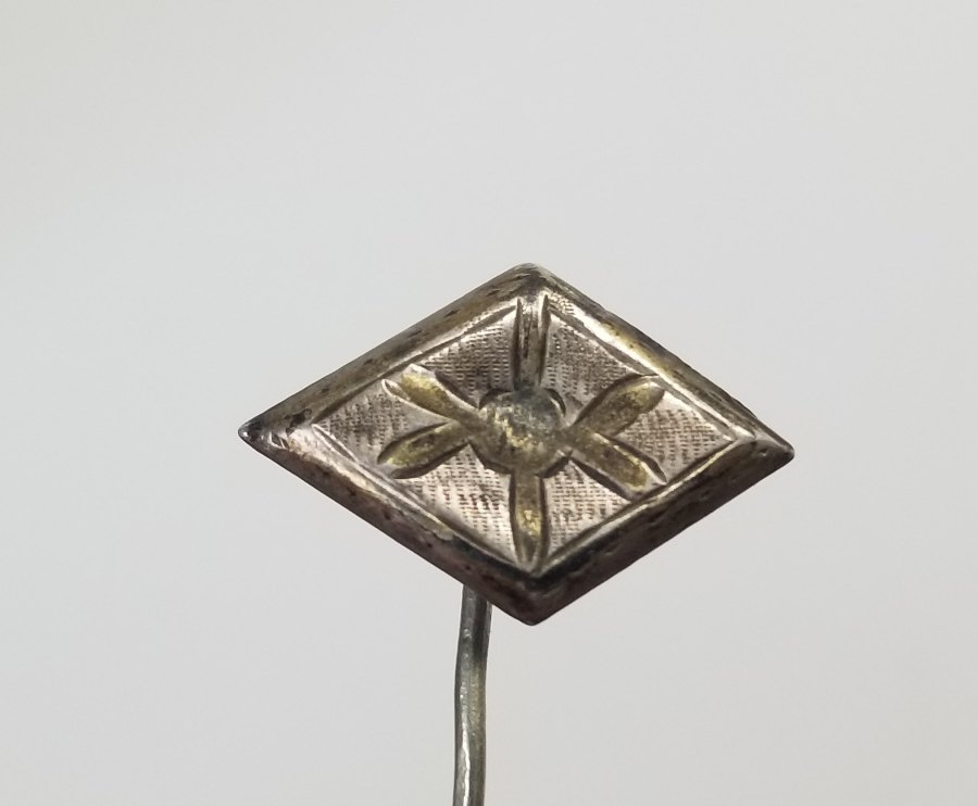 OSMANLI DÖNEMİ SAVATLI GÜMÜŞ YAKA İĞNESİ