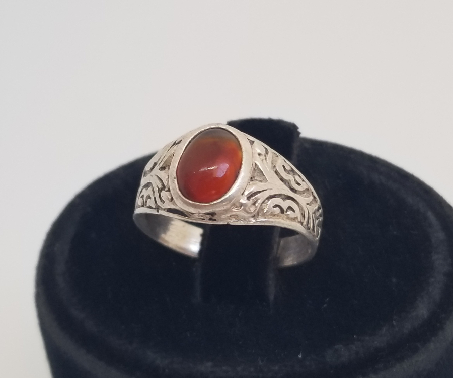 KABARTMA İŞÇİLİKLİ VE AKİK TAŞLI HAC HATIRASI GÜMÜŞ YÜZÜK