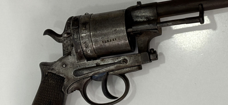 OSMANLI DÖNEMİ KARADAĞLI SUBAY TABANCASI