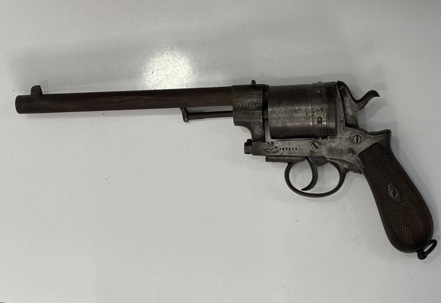 OSMANLI DÖNEMİ KARADAĞLI SUBAY TABANCASI