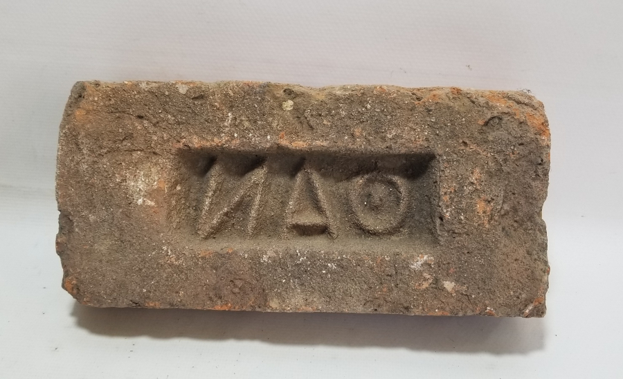 ÜZERİ RUMCA YAZILI OSMANLI DÖNEMİ NADİR TUĞLA