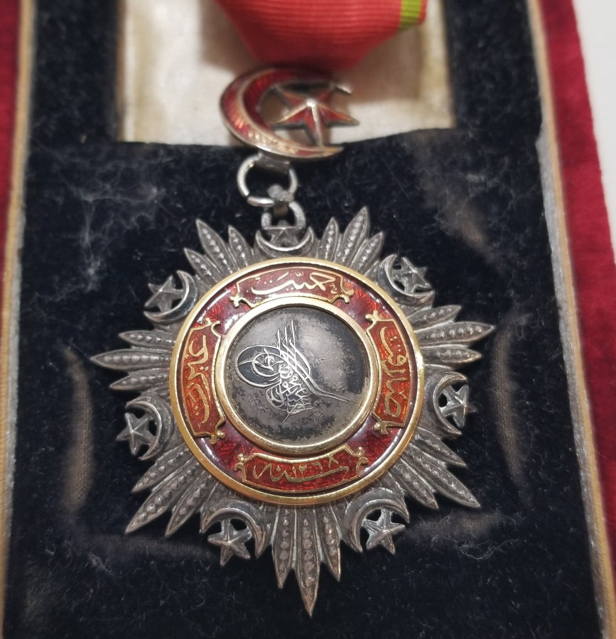 ORİJİNAL KUTUSUNDA 5.DERECE MECİDİ NİŞANI