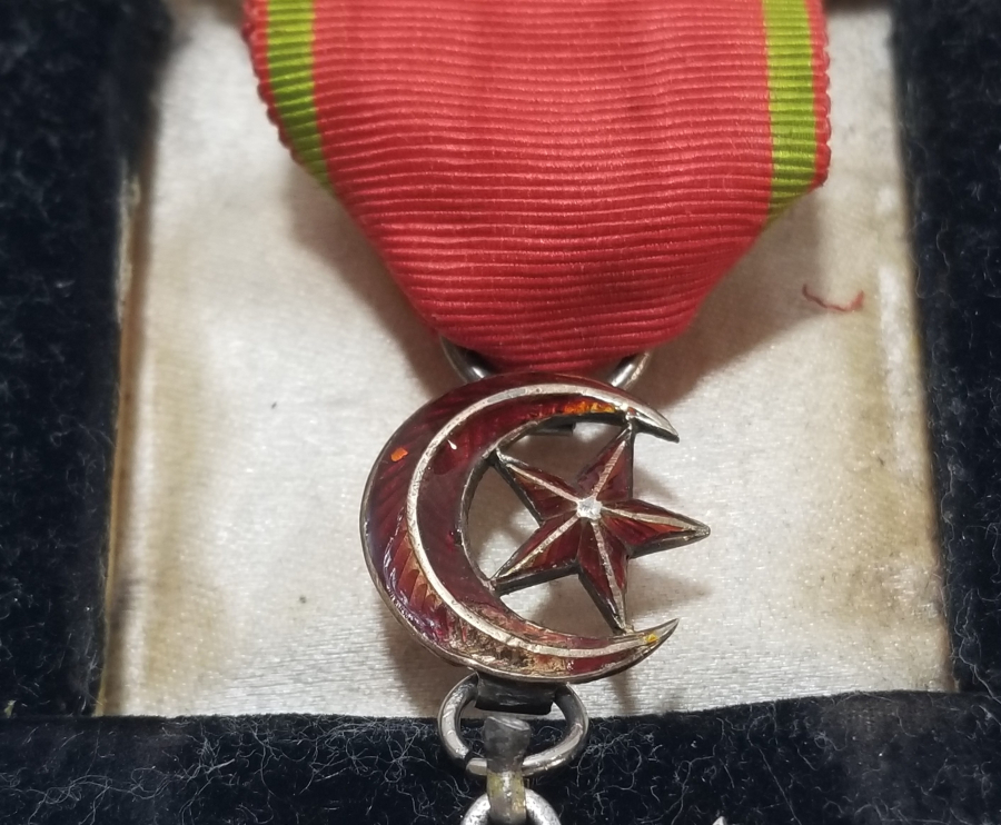 ORİJİNAL KUTUSUNDA 5.DERECE MECİDİ NİŞANI