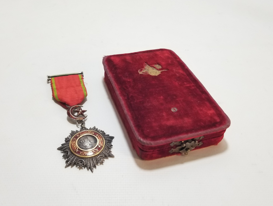 ORİJİNAL KUTUSUNDA 5.DERECE MECİDİ NİŞANI