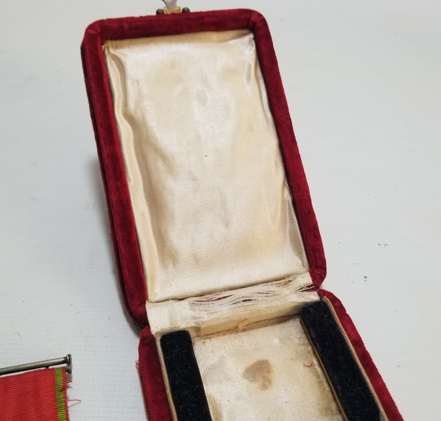 ORİJİNAL KUTUSUNDA 5.DERECE MECİDİ NİŞANI