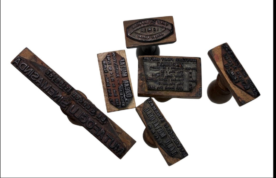 İZMİR MUTAFOĞLU SİNEMASINA AİT MÜHÜR VE GELİR GİDER EVRAKLARINDAN OLUŞAN LOT  - İZMİR SİNEMA TARİHİ