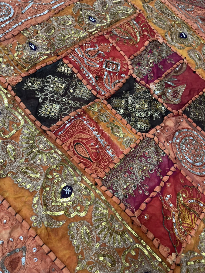 SIRMA İŞÇİLİKLİ VE PULLU EL İŞİ ANTİKA BOHÇA