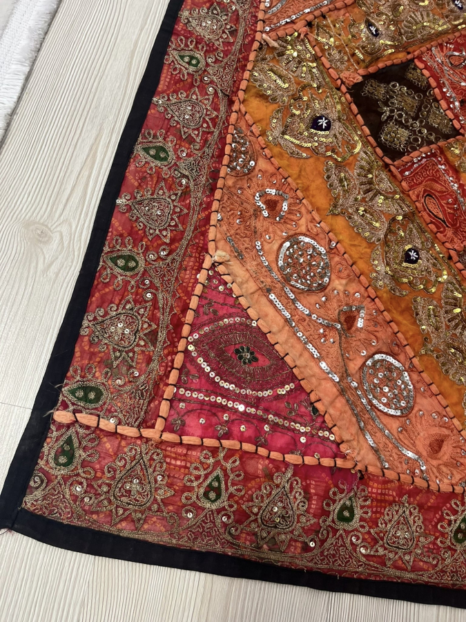 SIRMA İŞÇİLİKLİ VE PULLU EL İŞİ ANTİKA BOHÇA