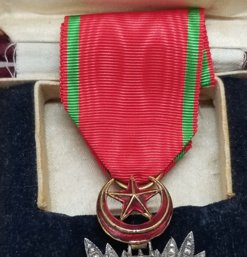 ORJİNAL KUTUSUNDA 4. DERECE MECİDİ NİŞANI