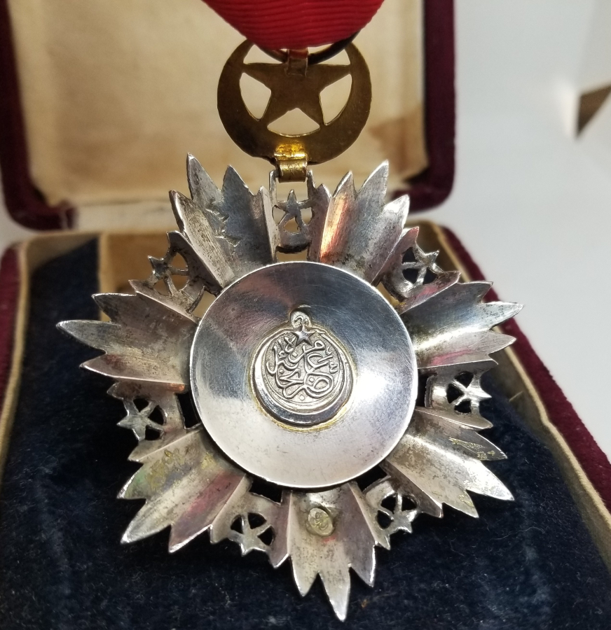 ORJİNAL KUTUSUNDA 4. DERECE MECİDİ NİŞANI