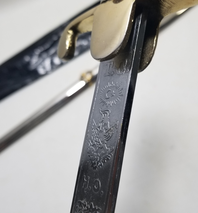 ORJİNAL KILIFINDA NADİR SUBAY KILICI