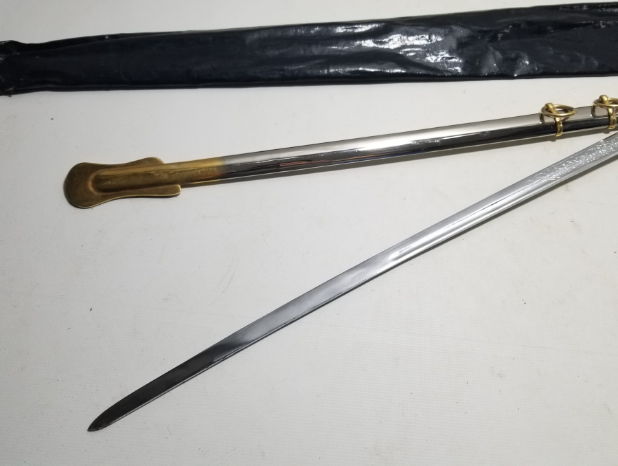 ORJİNAL KILIFINDA NADİR SUBAY KILICI