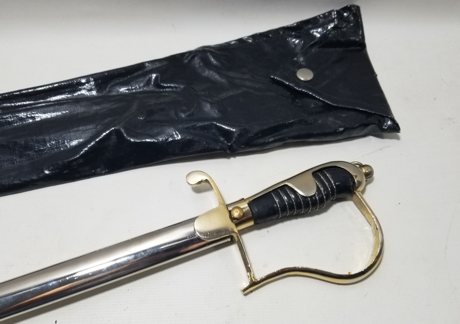 ORJİNAL KILIFINDA NADİR SUBAY KILICI