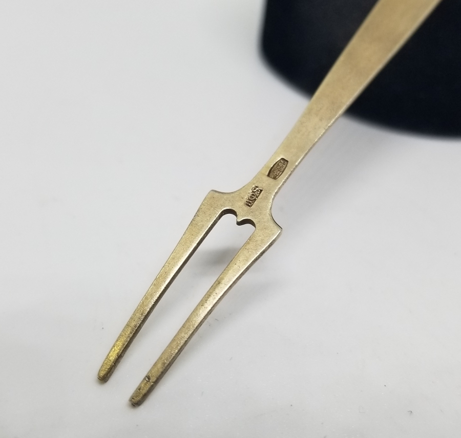 ORAK ÇEKİÇ DAMGALI ANTİKA MİNELİ RUS GÜMÜŞ PEYNİR ÇATALI