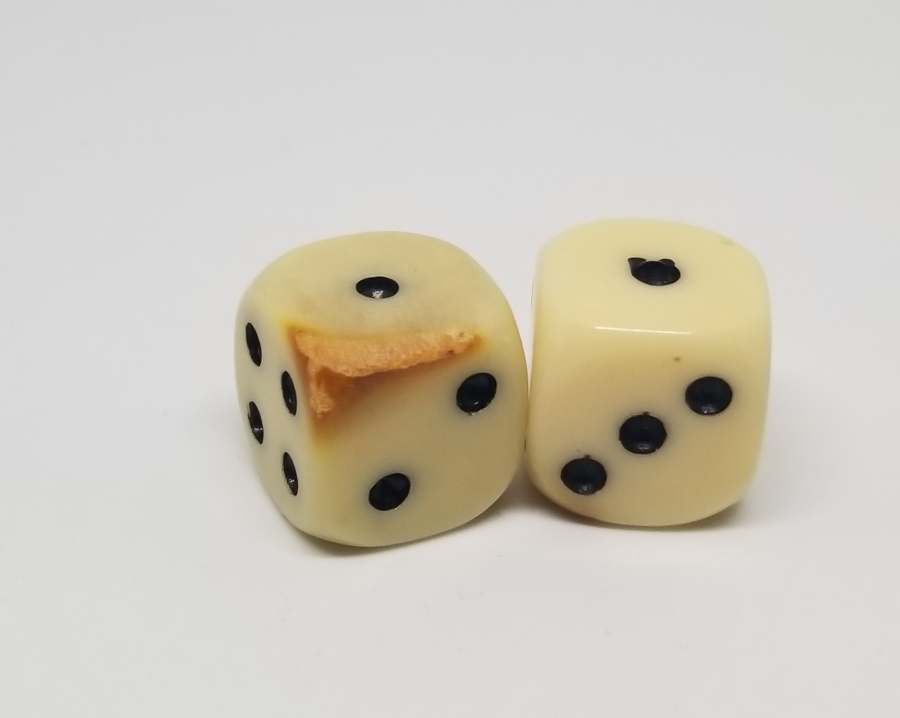 ANTİKA KATALİN ZAR