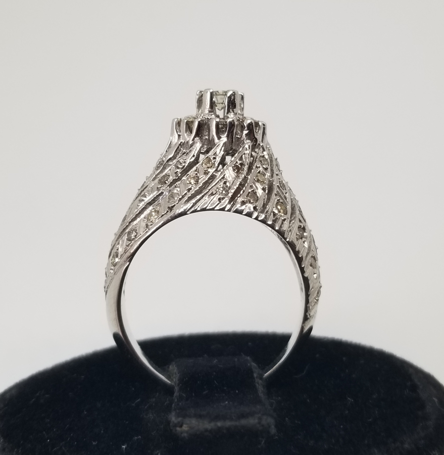 PIRLANTA TAŞLI KUBBELİ MODEL YÜZÜK