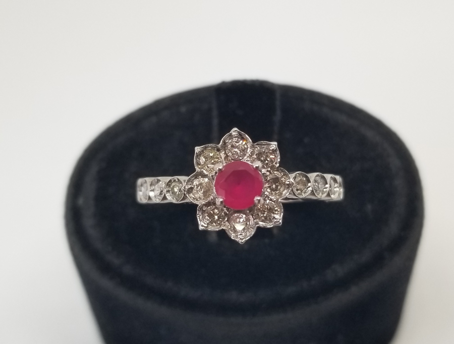 PIRLANTA VE YAKUT TAŞLI GÜNEŞ MODEL YÜZÜK