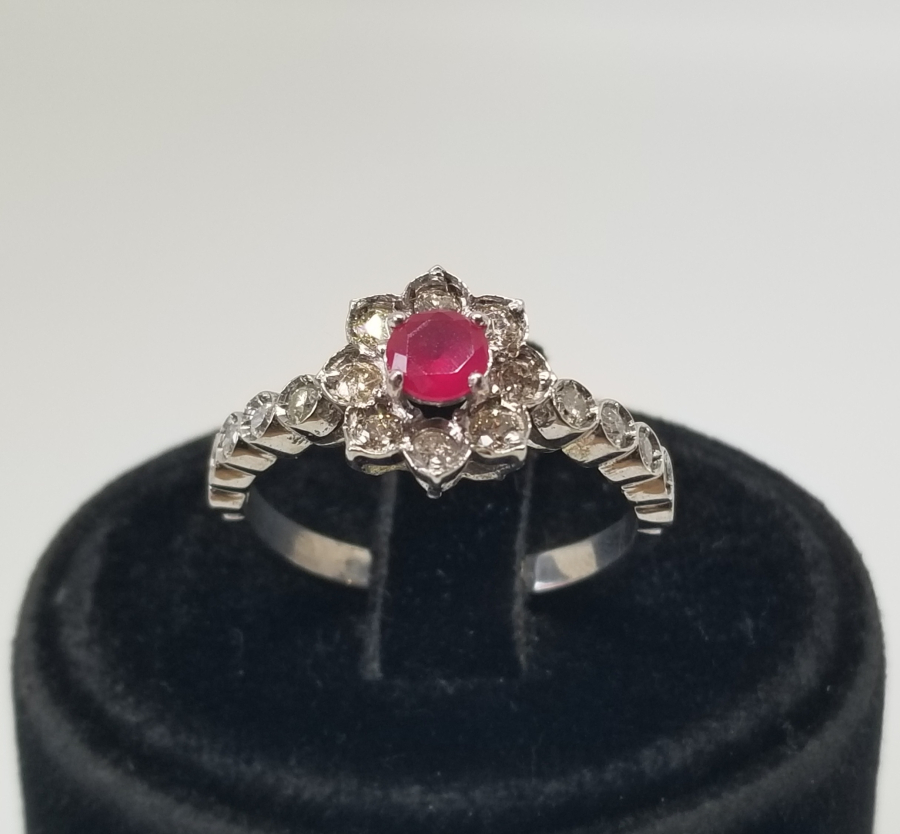 PIRLANTA VE YAKUT TAŞLI GÜNEŞ MODEL YÜZÜK