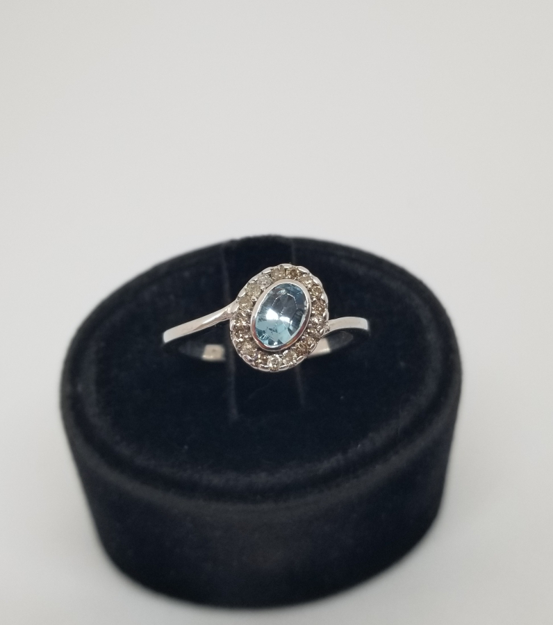 PIRLANTA VE RENKLİ AMETİST TAŞLI OVAL MODEL YÜZÜK